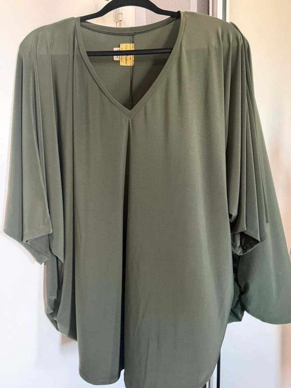 Lee's Fashion Olive Green Top | 3XL | Very Good Condition